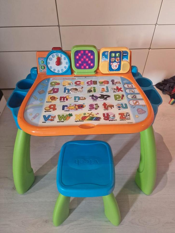 Vtech magische activiteitentafel., Kinderen en Baby's, Speelgoed | Vtech, Zo goed als nieuw, Ophalen