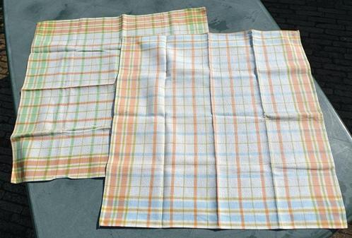 Vintage NIEUWE katoen theedoek keukendoek 68 x 65 cm (J4), Huis en Inrichting, Keuken | Textiel, Nieuw, Theedoek of Handdoek, Ophalen of Verzenden