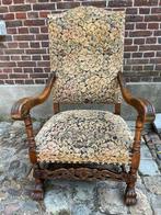 Antieke Stoel met Bloemenbekleding, Ophalen