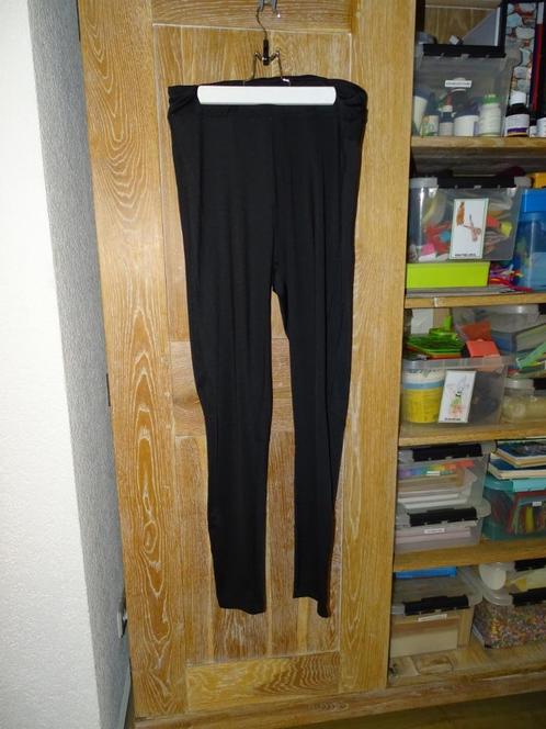 Heren sportlegging maat XL, Kleding | Heren, Sportkleding, Zo goed als nieuw, Hardlopen of Fietsen, Maat 56/58 (XL), Zwart, Ophalen of Verzenden