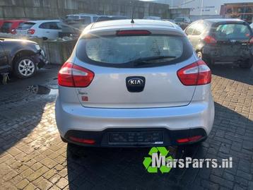 Snijdeel achter van een Kia Rio (3D) beschikbaar voor biedingen