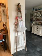 Oud plukladdertje! Zes sporten en twee ophanghaken, Ophalen