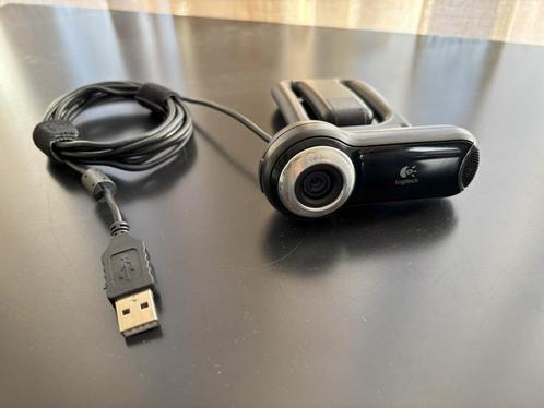 Logitech webcam Pro 9000 met microfoon, Computers en Software, Webcams, Zo goed als nieuw, Bedraad, Monitorclip, Facetracking