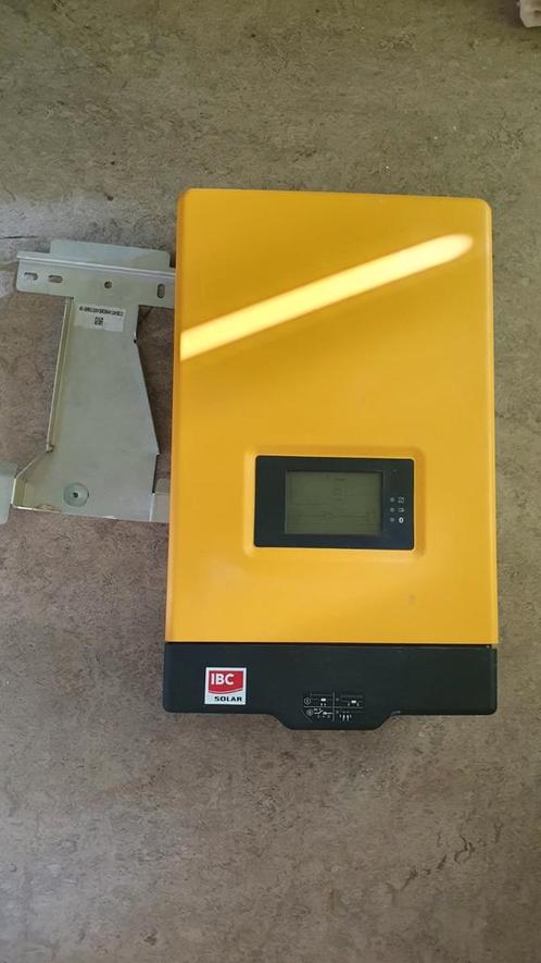 Omvormer Sunny Boy 2500HF, Doe-het-zelf en Verbouw, Elektra en Kabels, Gebruikt, Overige typen, Ophalen