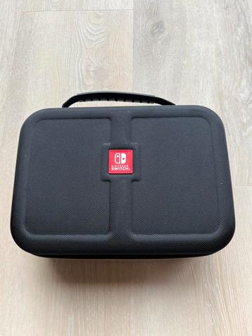 Nintendo Switch Storage Case Deluxe beschikbaar voor biedingen