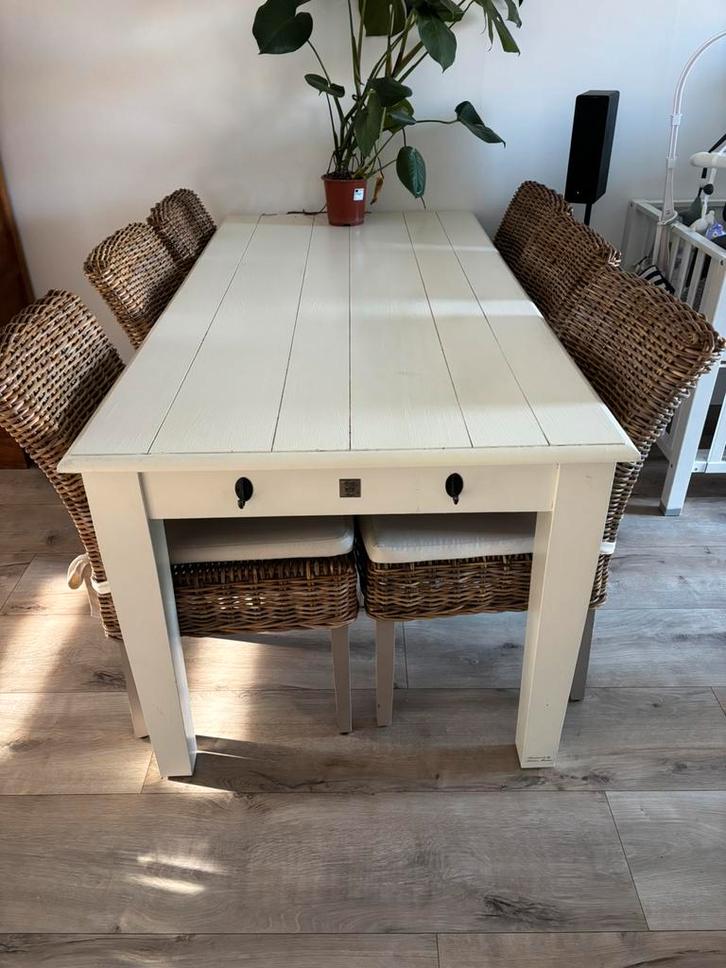 Rivièra Maison eettafel met rieten stoelen, Huis en Inrichting, Tafels | Eettafels, Gebruikt, 50 tot 100 cm, 150 tot 200 cm, Vijf personen of meer