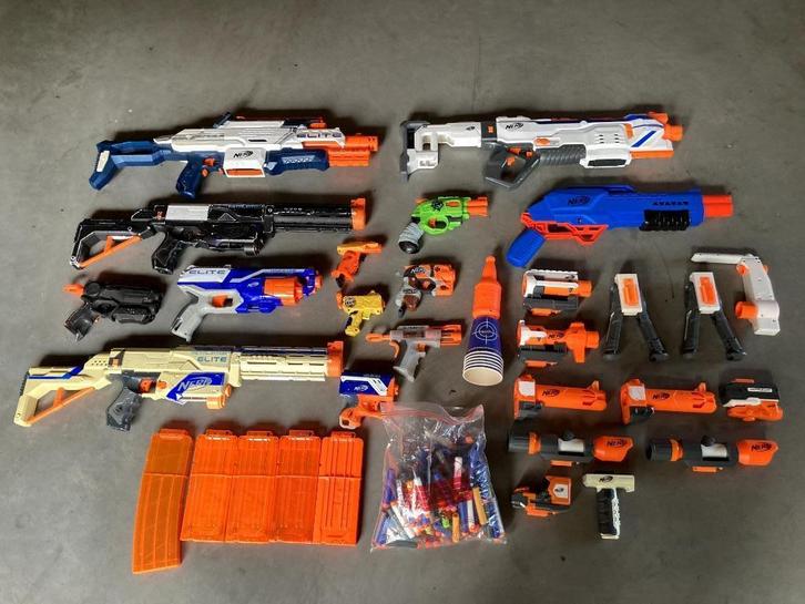 Grote nerf collectie met zeldzame modellen + accessoires, Kinderen en Baby's, Speelgoed | Buiten | Actiespeelgoed, Gebruikt, Ophalen