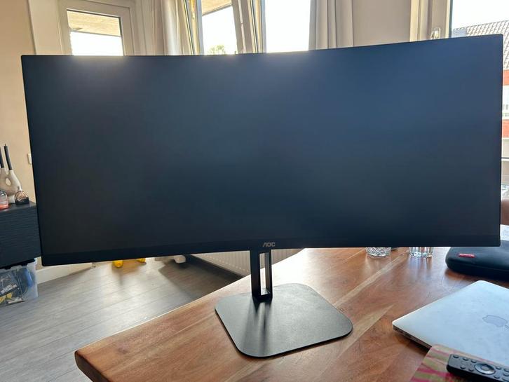 AOC Monitor - Perfect voor Gaming!, Computers en Software, Monitoren, Zo goed als nieuw, 61 t/m 100 Hz, HDMI, Gaming, In hoogte verstelbaar