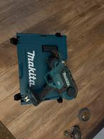 Makita  Vlechtmachine 18v acculader en 2 accus, Doe-het-zelf en Verbouw, Gereedschap | Zaagmachines, Ophalen, Zo goed als nieuw