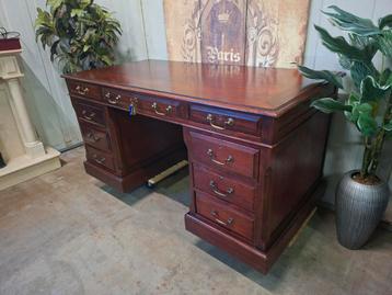 Klassieke Engelse schrijftafel, bureau, desk  beschikbaar voor biedingen
