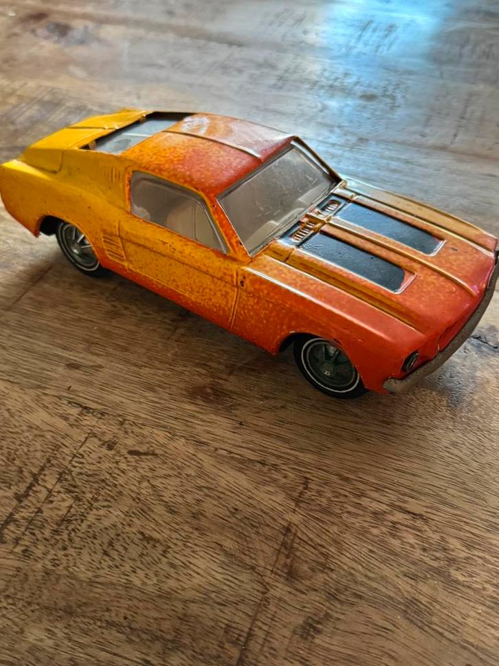 Vintage mustang fastback, jaren 60 van blik, Hobby en Vrije tijd, Modelauto's | 1:24, Zo goed als nieuw, Overige merken, Ophalen of Verzenden