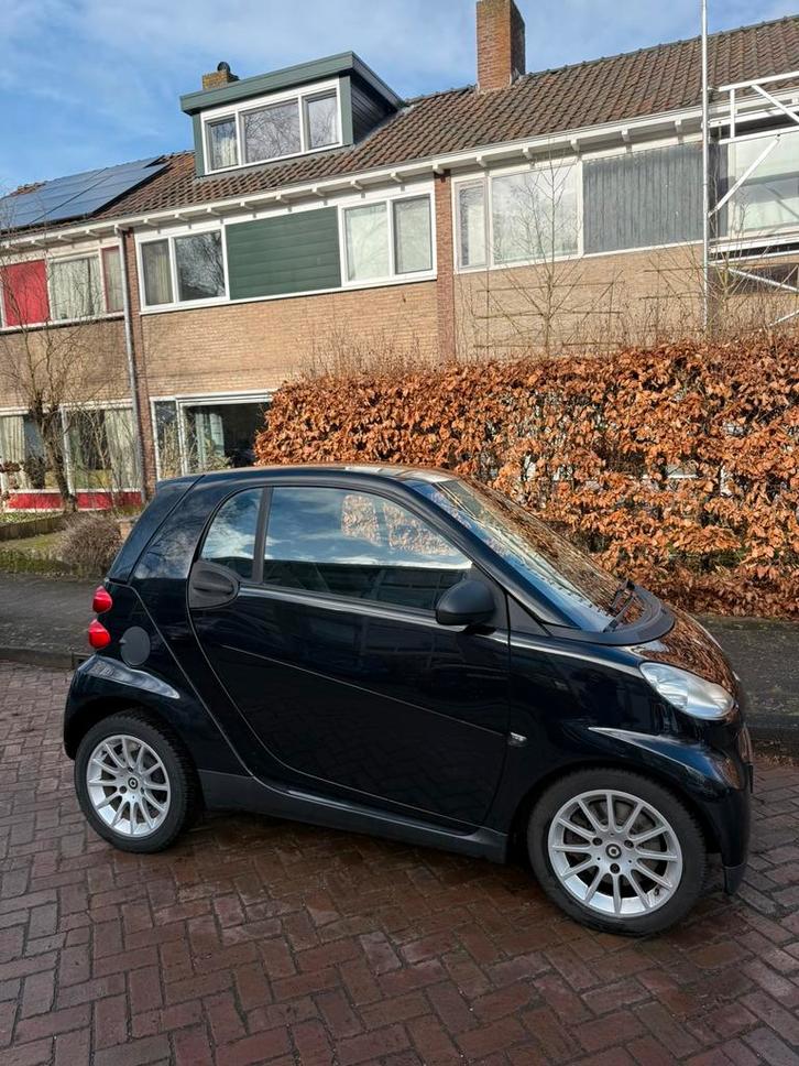 Smart ForTwo 1.0 Coupe 2007 Zwart: zeer goed onderhouden, Auto's, Smart, Particulier, ForTwo, Airbags, Airconditioning, Centrale vergrendeling