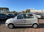 Hyundai Atos 1.1i Dynamic Young - AUTOMAAT - HOOGZITTER -, Auto's, Stof, Zwart, 4 cilinders, Origineel Nederlands
