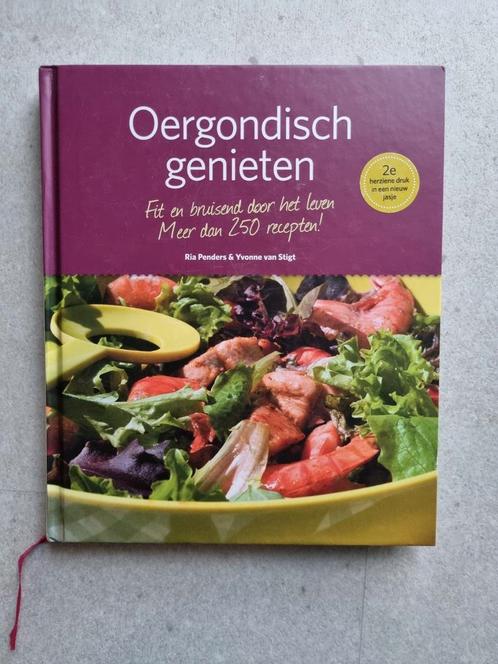 Ria Penders - Oergondisch genieten, Boeken, Kookboeken, Zo goed als nieuw, Ophalen of Verzenden