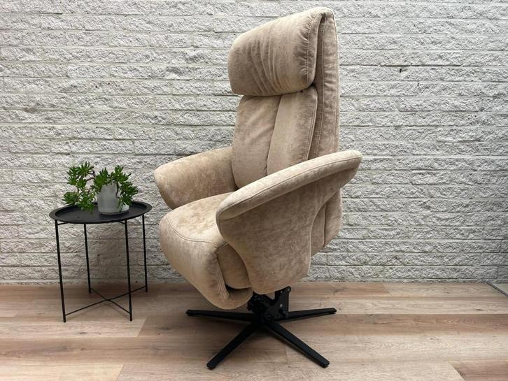 Nieuwstaat Himolla sta op stoel relax fauteuil garantie ACCU, Huis en Inrichting, Fauteuils, Zo goed als nieuw, Stof, 50 tot 75 cm