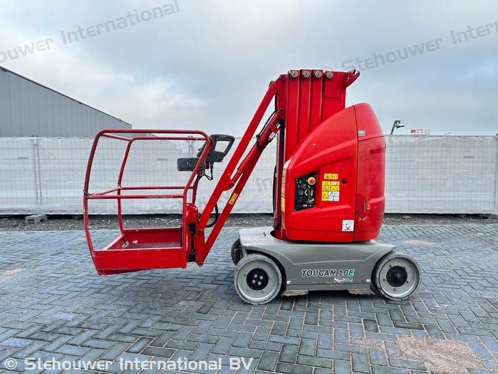 JLG Toucan 10E masthoogwerker verticale mast hoogwerker 10 E, Zakelijke goederen, Machines en Bouw | Liften, Steigers en Ladders