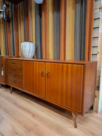 Vintage lowboard kast teak sideboard formule wandmeubel  beschikbaar voor biedingen