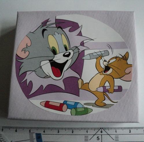 d011) doosje Tom en Jerry voor bv zeskantige labels of geld, Hobby en Vrije tijd, Feestartikelen, Zo goed als nieuw, Ophalen of Verzenden