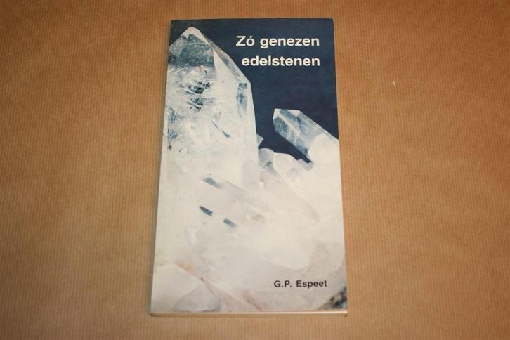 Zo genezen edelstenen - Genezende krachten kristallen e.d., Boeken, Esoterie en Spiritualiteit, Zo goed als nieuw, Achtergrond en Informatie