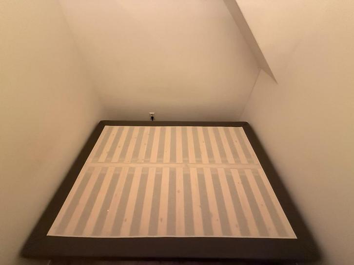 IKEA ESPEVÄR lattenmatrasbodem met poten 140X200CM, Huis en Inrichting, Slaapkamer | Matrassen en Bedbodems, Zo goed als nieuw