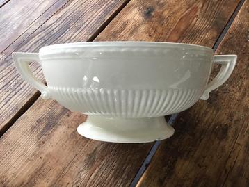 Royal Sphinx Maastricht Schaal op Voet * ecru * 28 cm  beschikbaar voor biedingen