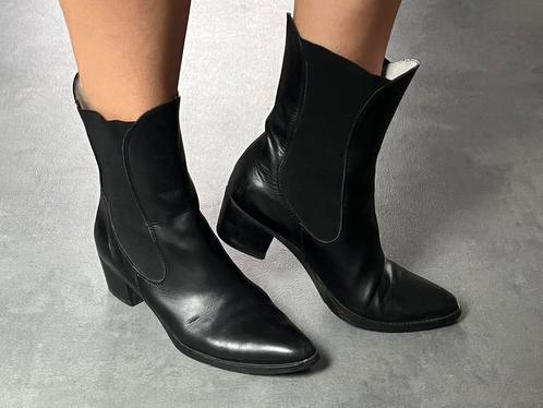 Paul Noyen hangemaakte leren stoere enkellaarzen maat 39, Kleding | Dames, Schoenen, Zo goed als nieuw, Lage of Enkellaarzen, Zwart