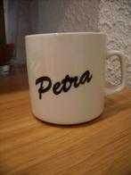 Mok / beker met naam Petra, Nieuw, Ophalen of Verzenden, Overige stijlen, Kop(pen) en/of Schotel(s)