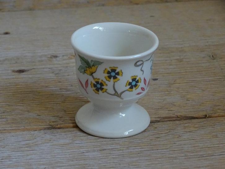 1x Eierdopje, Villeroy & Boch, CHINTZ, zo goed als nieuw, Antiek en Kunst, Antiek | Servies los, Ophalen of Verzenden