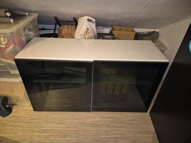 Ikea kast Besta 120x40x64cm met glazendeuren, Huis en Inrichting, Kasten | Overige, Gebruikt, Ophalen