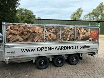 Ovengedroogd haardhout beschikbaar voor biedingen