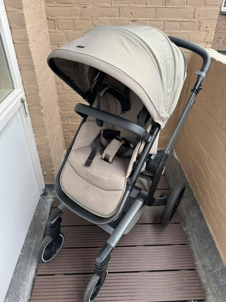 Joolz Day 5 - Sage Green, incl. reiswieg en garantie, Kinderen en Baby's, Buggy's, Zo goed als nieuw, Ophalen