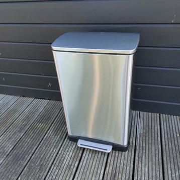 Pedaalemmer EKO E-Cube Mat Zilver RVS 40L beschikbaar voor biedingen
