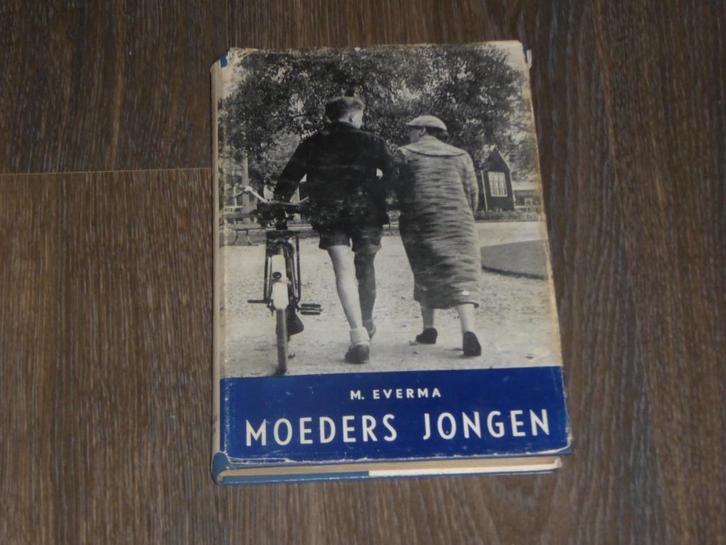M. EVERMA - MOEDERS JONGEN, Boeken, Overige Boeken, Gelezen, Verzenden