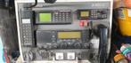 Kast met zendapparatuur o.a vhf, Ophalen, Gebruikt, Communicatie