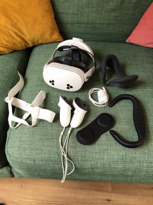 Meta Quest 3s 128 plus essential extras, Spelcomputers en Games, Virtual Reality, Gebruikt, Overige platformen, VR-bril, Ophalen of Verzenden