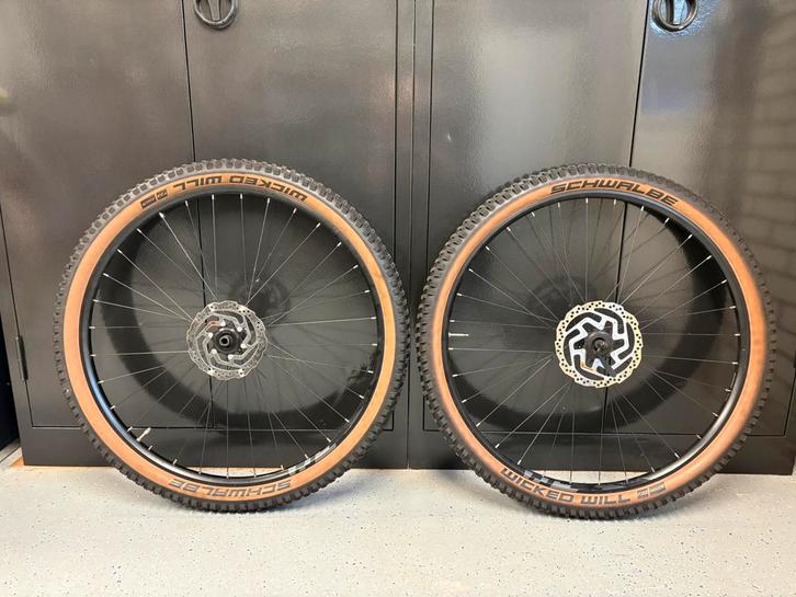 MTB wielset 29, Fietsen en Brommers, Fietsonderdelen, Zo goed als nieuw, Mountainbike, Wiel, Ophalen of Verzenden