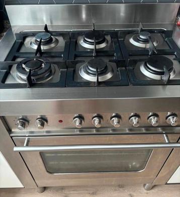 Bosch solitaire 5 pit gasfornuis  beschikbaar voor biedingen