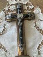 Kruisbeeld Houten, Antiek en Kunst, Antiek | Religie, Ophalen of Verzenden