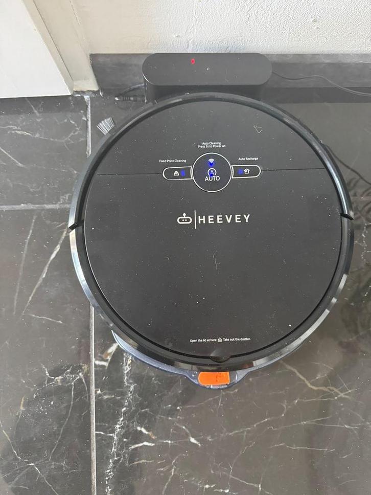 Zo goed als nieuwe robotstofzuiger, Witgoed en Apparatuur, Stofzuigers, Zo goed als nieuw, Robotstofzuiger, Minder dan 1200 watt