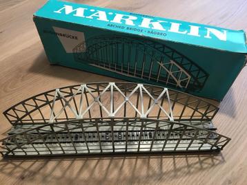 Marklin Boogbrug beschikbaar voor biedingen
