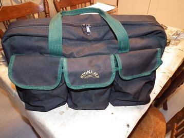 Stone fly vliegvis tas beschikbaar voor biedingen