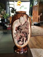 Decoratieve vaas met uitgesneden 3D landschapsdecor, Overige kleuren, Ophalen of Verzenden, Minder dan 50 cm, Glas