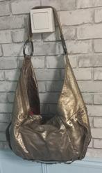 Goudkleurige leren Kenneth Cole tas met studs, Ophalen of Verzenden, Zo goed als nieuw, Overige kleuren, Handtas