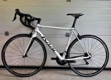 ISAAC GRAVITON Shimano 105 racefiets 55 cm beschikbaar voor biedingen