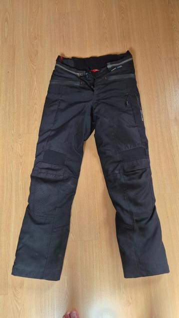 motorbroek beschikbaar voor biedingen
