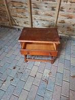 Vintage,Oude krantenbak, telefoon/ bijzettafeltje met lade, Minder dan 55 cm, Gebruikt, Ophalen of Verzenden, 60 cm of meer