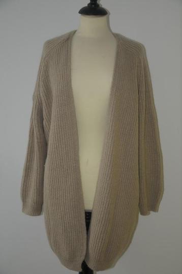 Mooie beige vest van H&M, maat M, zo goed als nieuw!! beschikbaar voor biedingen