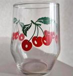 Glaasje met Kersen opdrukken, Verzamelen, Glas en Borrelglaasjes, Ophalen of Verzenden, Zo goed als nieuw