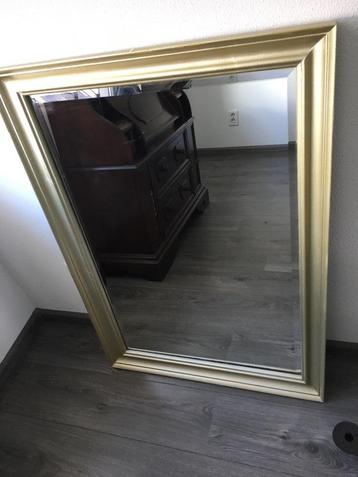 Grote spiegel