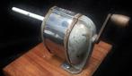 Oude metalen BOSTON Model L puntenslijper, streamline stijl, Ophalen of Verzenden